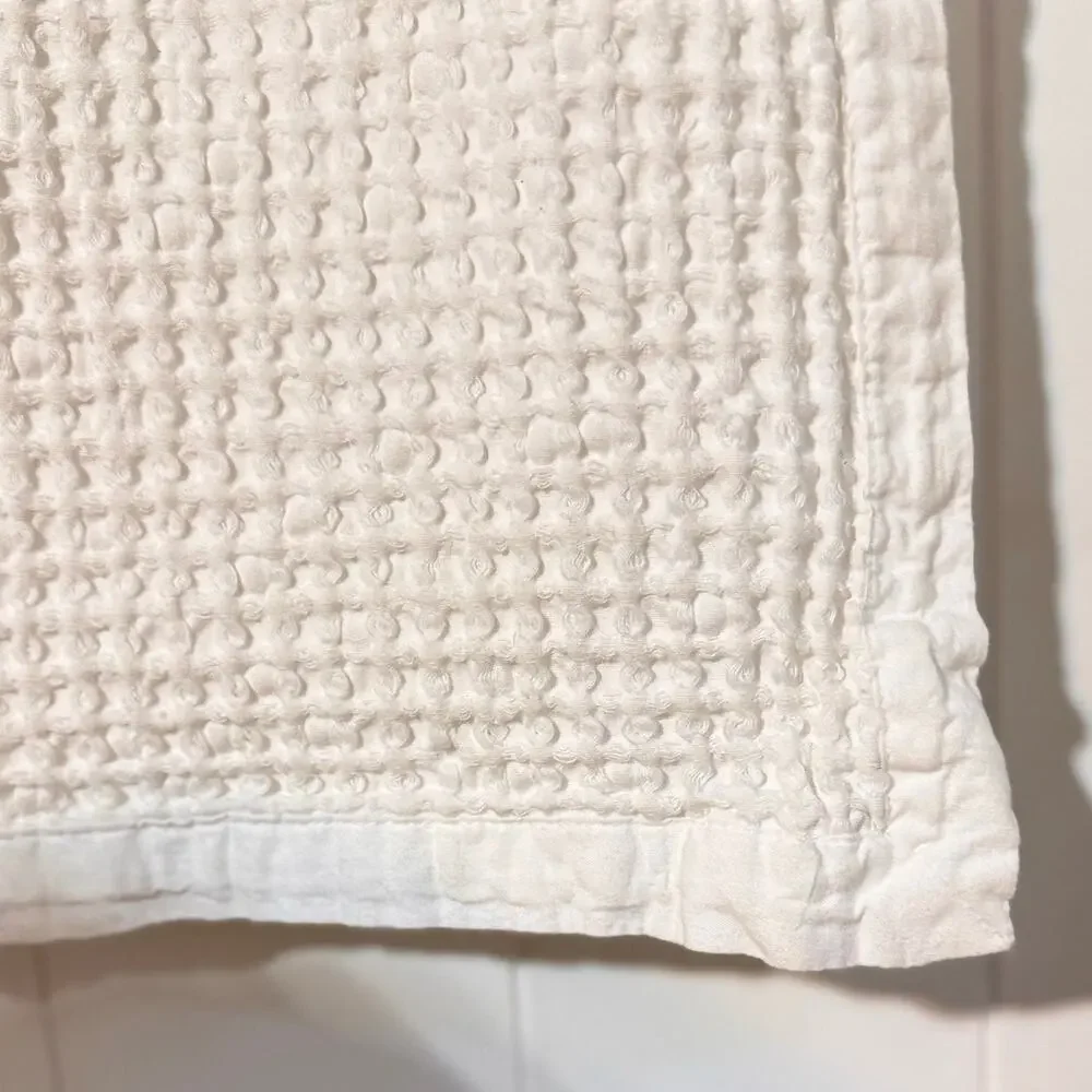 Bedsure White Textured Pillow Sham King 21 x 36.5 Single